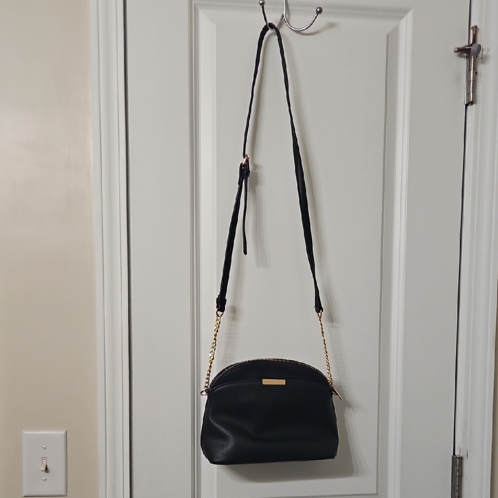 Elegant Black Shoulder Bag